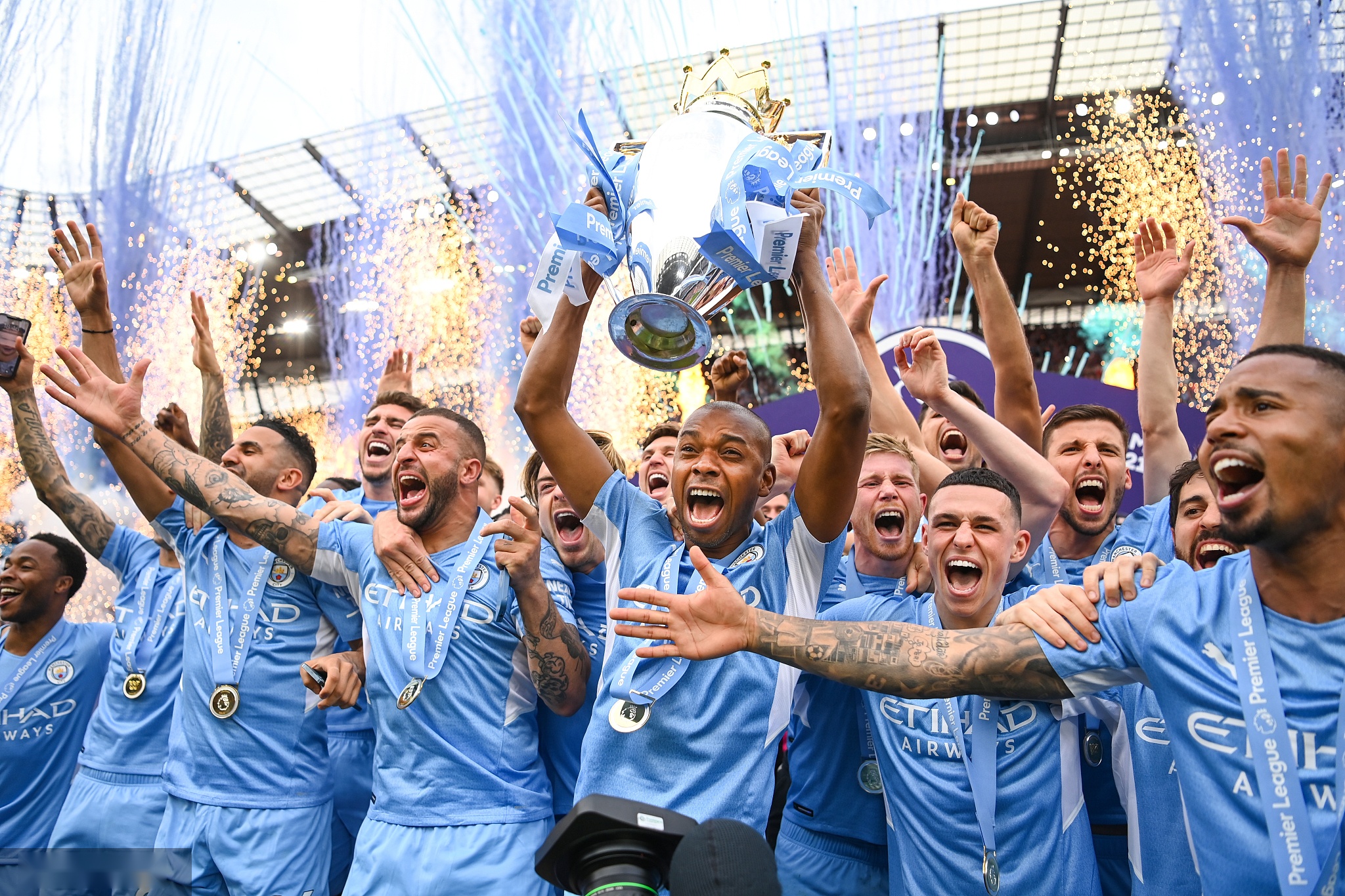 热的名字 热的名字